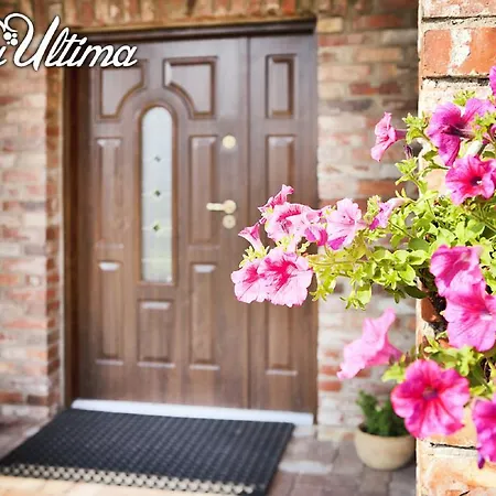 Villa Ultima *
